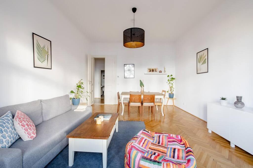 Nahe Schoenbrunn Apartment