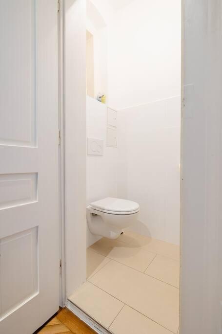 Nahe Schoenbrunn Apartment